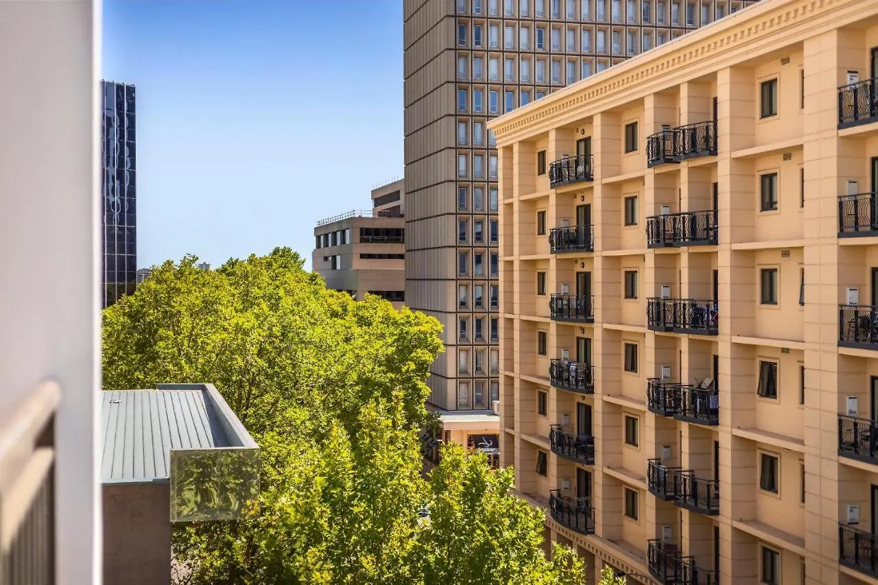 404 Big Beautiful One Bed & Balcony Apartment Perth Australia