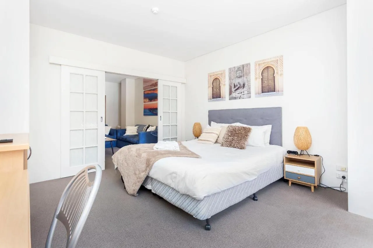 404 Big Beautiful One Bed & Balcony Apartment Perth